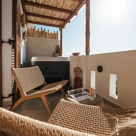 Hibiscus Naxos * Naxos City