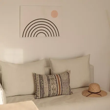 Hiviscus Naxos Apartment *