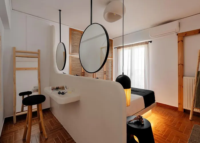 Hibiscus Naxos Naxos City